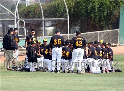 Thumbnail 3 in Firebaugh vs. Hillcrest Christian (CIF SS D7 Final) photogallery.