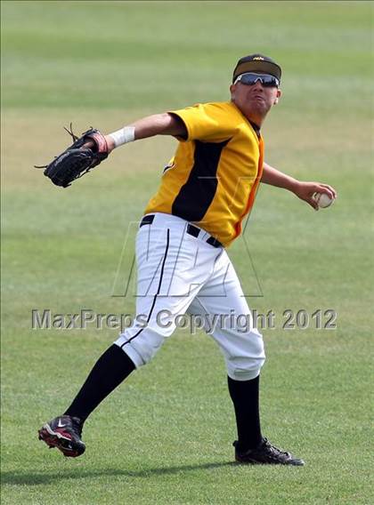 Thumbnail 1 in Firebaugh vs. Hillcrest Christian (CIF SS D7 Final) photogallery.
