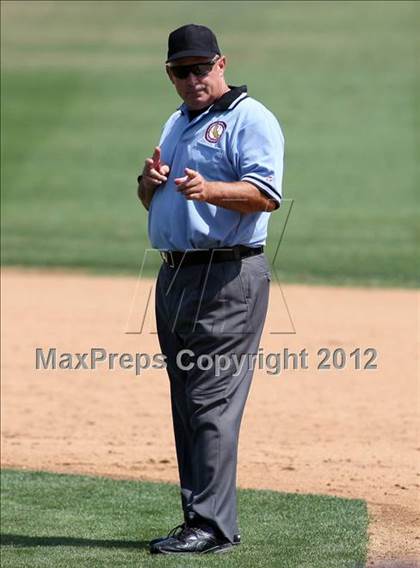Thumbnail 3 in Firebaugh vs. Hillcrest Christian (CIF SS D7 Final) photogallery.