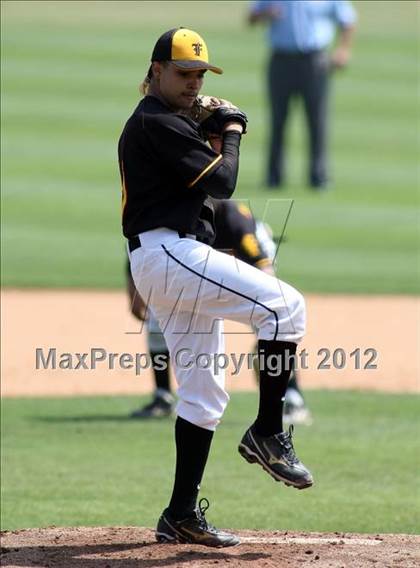 Thumbnail 2 in Firebaugh vs. Hillcrest Christian (CIF SS D7 Final) photogallery.