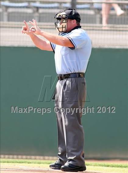 Thumbnail 1 in Firebaugh vs. Hillcrest Christian (CIF SS D7 Final) photogallery.