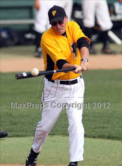 Thumbnail 2 in Firebaugh vs. Hillcrest Christian (CIF SS D7 Final) photogallery.