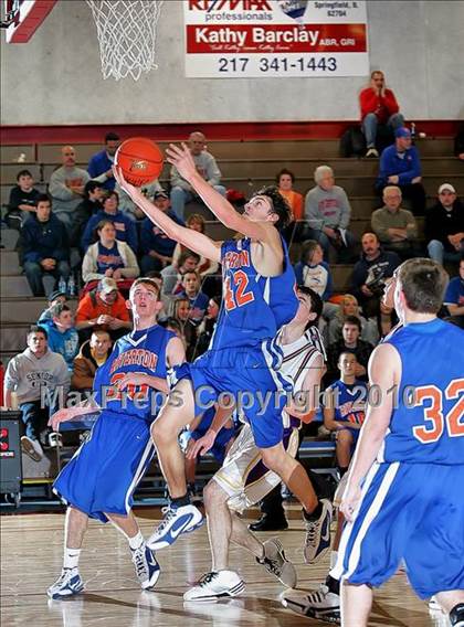 Thumbnail 1 in Riverton vs Williamsville (Sangamon County Tourney) photogallery.