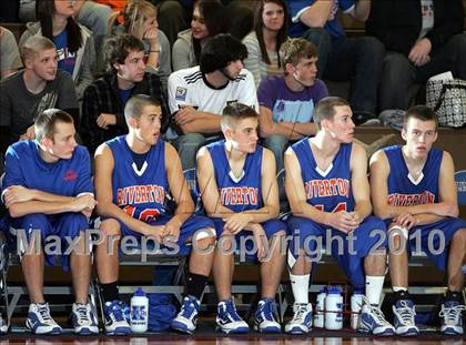 Thumbnail 1 in Riverton vs Williamsville (Sangamon County Tourney) photogallery.