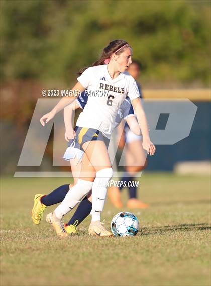 Thumbnail 2 in Bishop Grimes vs Altmar-Parish-Williamstown photogallery.