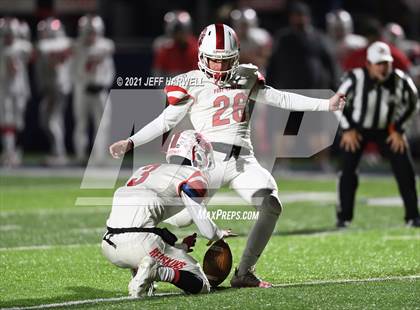 Thumbnail 2 in Port Clinton vs. Ursuline (OHSAA D4 State Semi Final) photogallery.