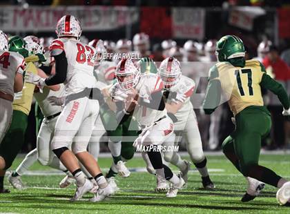 Thumbnail 3 in Port Clinton vs. Ursuline (OHSAA D4 State Semi Final) photogallery.