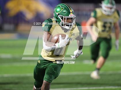 Thumbnail 2 in Port Clinton vs. Ursuline (OHSAA D4 State Semi Final) photogallery.