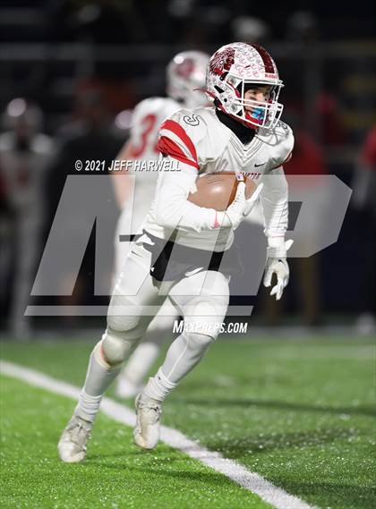 Thumbnail 1 in Port Clinton vs. Ursuline (OHSAA D4 State Semi Final) photogallery.