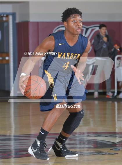 Thumbnail 1 in La Quinta vs. Warren (Rancho Mirage Holiday Invitational) photogallery.