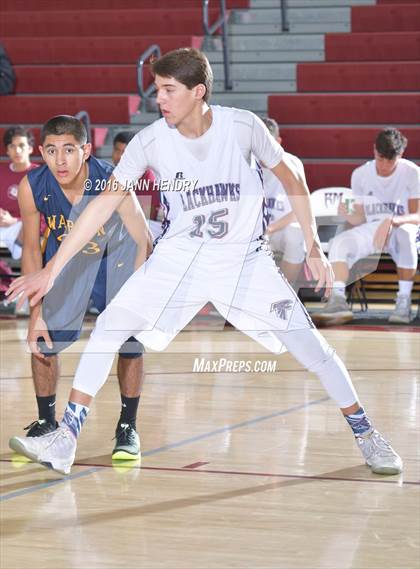 Thumbnail 2 in La Quinta vs. Warren (Rancho Mirage Holiday Invitational) photogallery.