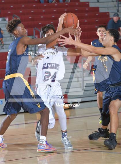 Thumbnail 2 in La Quinta vs. Warren (Rancho Mirage Holiday Invitational) photogallery.