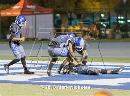 Thumbnail 2 in Los Angeles vs. Fairfax (CIF LA City Section Division II Final) photogallery.