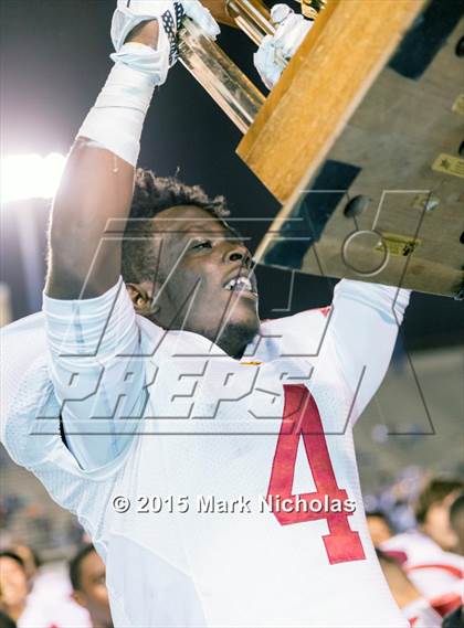 Thumbnail 2 in Los Angeles vs. Fairfax (CIF LA City Section Division II Final) photogallery.