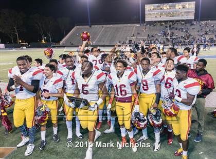 Thumbnail 2 in Los Angeles vs. Fairfax (CIF LA City Section Division II Final) photogallery.