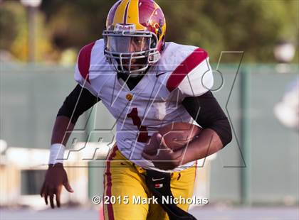 Thumbnail 2 in Los Angeles vs. Fairfax (CIF LA City Section Division II Final) photogallery.