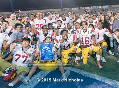 Thumbnail 3 in Los Angeles vs. Fairfax (CIF LA City Section Division II Final) photogallery.