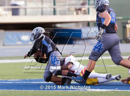 Thumbnail 3 in Los Angeles vs. Fairfax (CIF LA City Section Division II Final) photogallery.