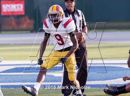Thumbnail 1 in Los Angeles vs. Fairfax (CIF LA City Section Division II Final) photogallery.