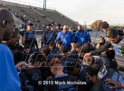 Thumbnail 3 in Los Angeles vs. Fairfax (CIF LA City Section Division II Final) photogallery.