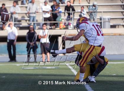 Thumbnail 1 in Los Angeles vs. Fairfax (CIF LA City Section Division II Final) photogallery.