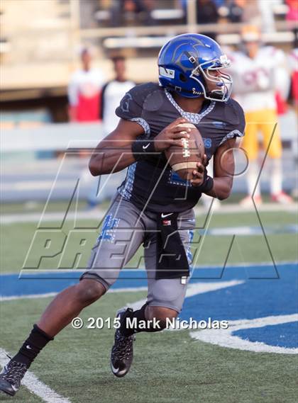Thumbnail 2 in Los Angeles vs. Fairfax (CIF LA City Section Division II Final) photogallery.