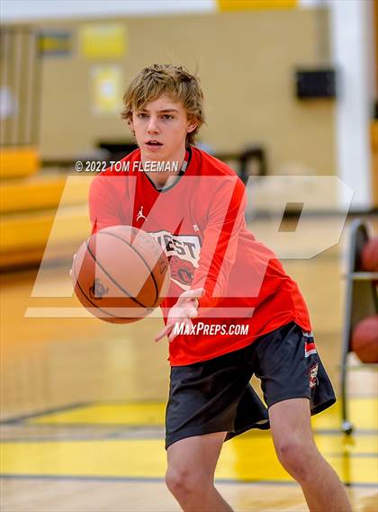 Thumbnail 1 in Blue Valley West @ Shawnee Mission West (Sophomore) photogallery.