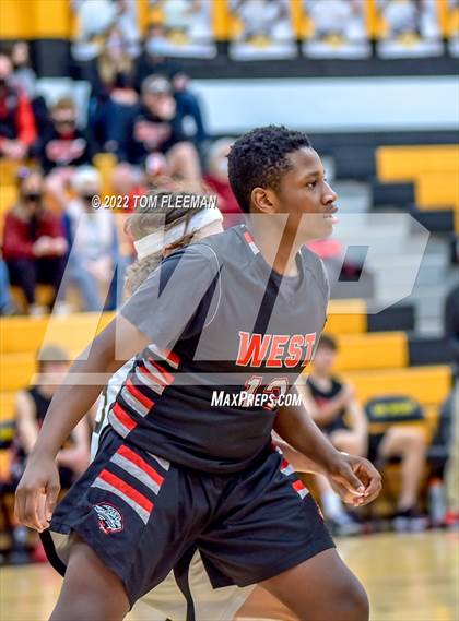 Thumbnail 3 in Blue Valley West @ Shawnee Mission West (Sophomore) photogallery.
