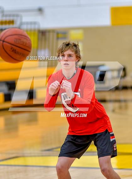 Thumbnail 3 in Blue Valley West @ Shawnee Mission West (Sophomore) photogallery.