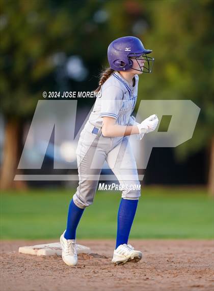 Thumbnail 3 in Mountain House vs. Escalon photogallery.