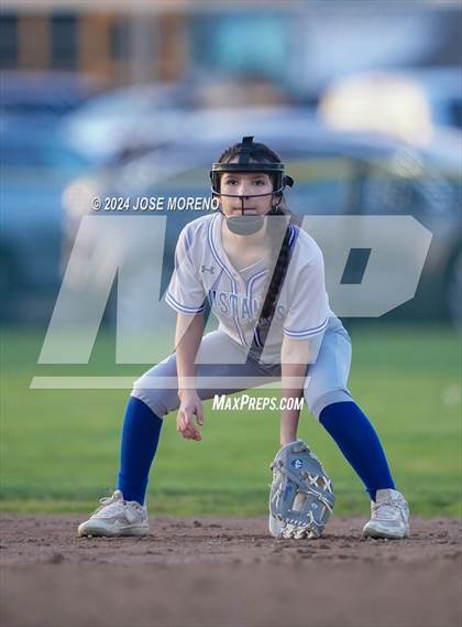 Thumbnail 3 in Mountain House vs. Escalon photogallery.