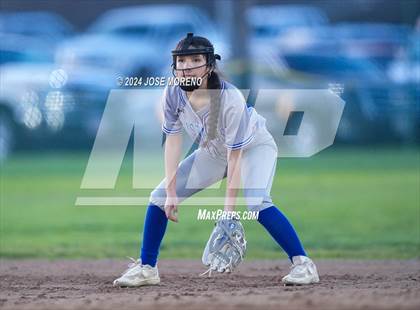 Thumbnail 2 in Mountain House vs. Escalon photogallery.