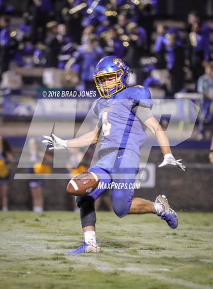 Thumbnail 3 in Middle Tennessee Christian @ Donelson Christian Academy photogallery.