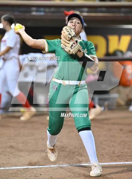Thumbnail 3 in Yuma Catholic vs. Empire (AIA 3A Final) photogallery.