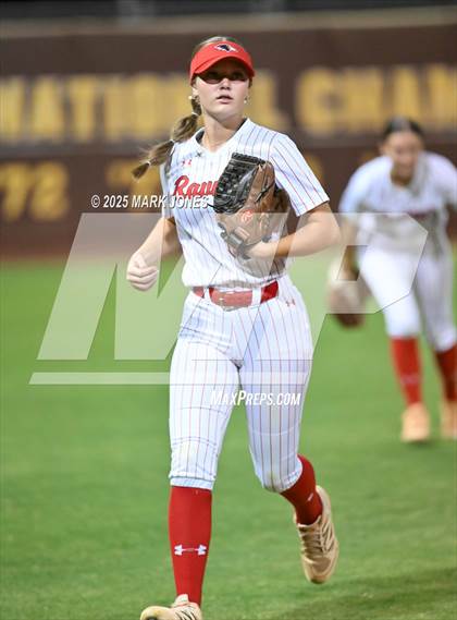 Thumbnail 2 in Yuma Catholic vs. Empire (AIA 3A Final) photogallery.