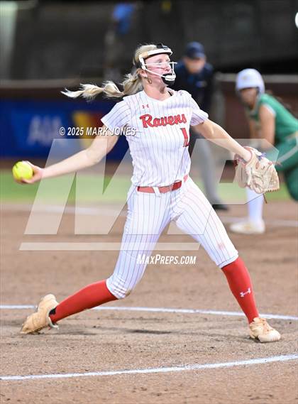 Thumbnail 2 in Yuma Catholic vs. Empire (AIA 3A Final) photogallery.