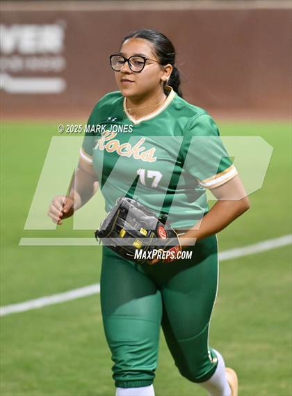 Thumbnail 2 in Yuma Catholic vs. Empire (AIA 3A Final) photogallery.