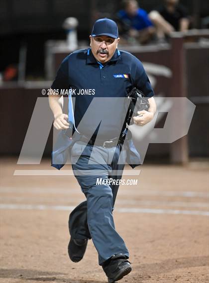 Thumbnail 2 in Yuma Catholic vs. Empire (AIA 3A Final) photogallery.