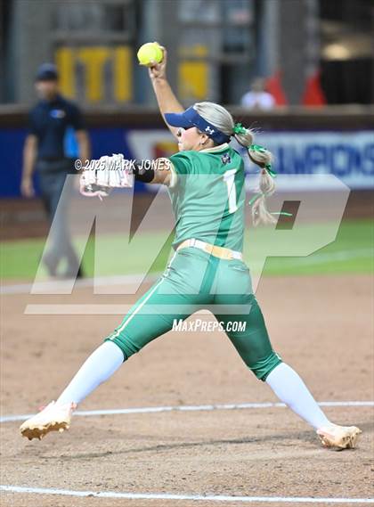 Thumbnail 1 in Yuma Catholic vs. Empire (AIA 3A Final) photogallery.