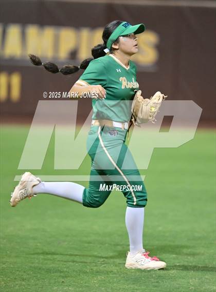 Thumbnail 3 in Yuma Catholic vs. Empire (AIA 3A Final) photogallery.