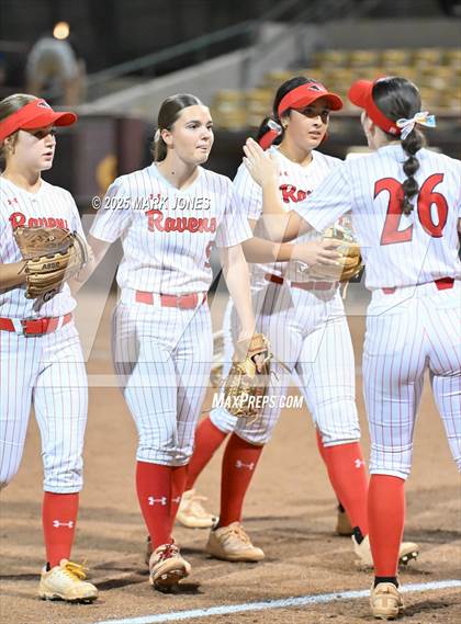 Thumbnail 3 in Yuma Catholic vs. Empire (AIA 3A Final) photogallery.