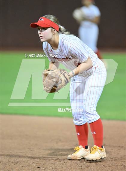 Thumbnail 3 in Yuma Catholic vs. Empire (AIA 3A Final) photogallery.