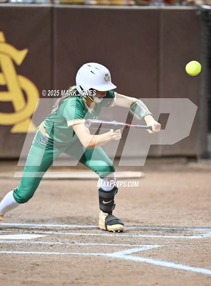 Thumbnail 1 in Yuma Catholic vs. Empire (AIA 3A Final) photogallery.