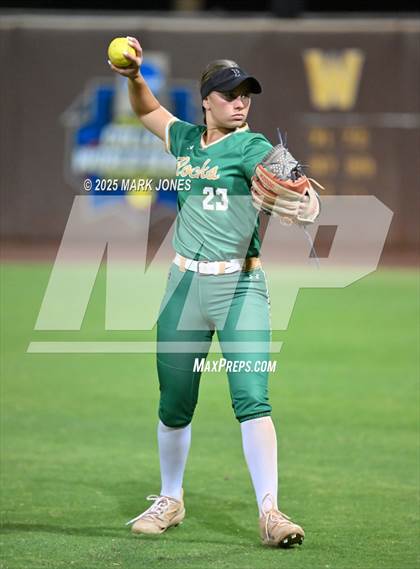 Thumbnail 2 in Yuma Catholic vs. Empire (AIA 3A Final) photogallery.