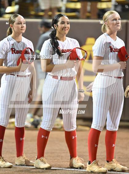 Thumbnail 2 in Yuma Catholic vs. Empire (AIA 3A Final) photogallery.