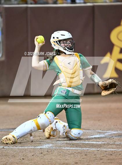 Thumbnail 2 in Yuma Catholic vs. Empire (AIA 3A Final) photogallery.