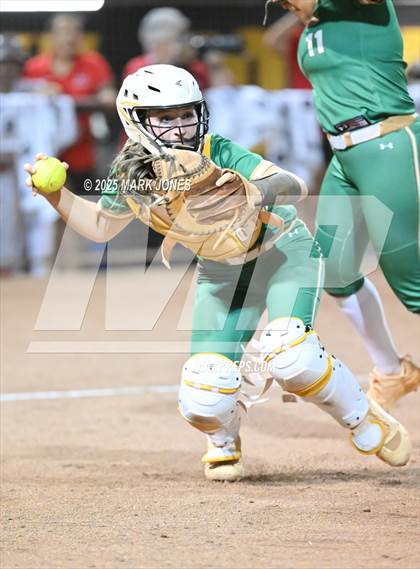 Thumbnail 2 in Yuma Catholic vs. Empire (AIA 3A Final) photogallery.
