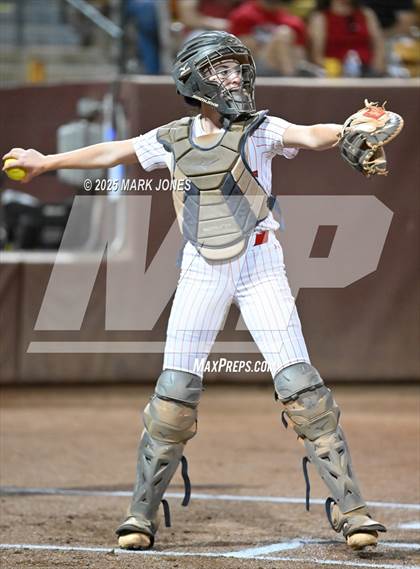 Thumbnail 2 in Yuma Catholic vs. Empire (AIA 3A Final) photogallery.