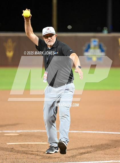 Thumbnail 2 in Yuma Catholic vs. Empire (AIA 3A Final) photogallery.