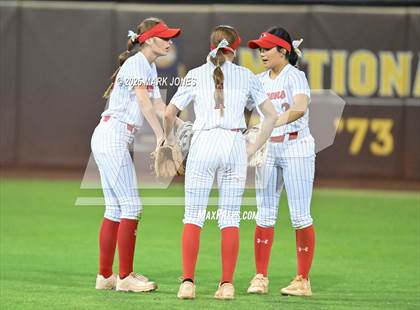 Thumbnail 2 in Yuma Catholic vs. Empire (AIA 3A Final) photogallery.